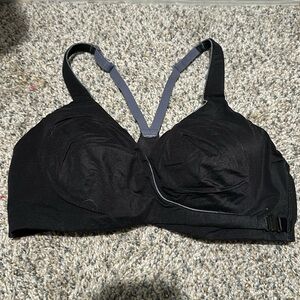 Black Victoria’s Secret sports bra
